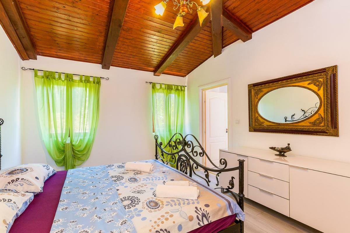 Villa Zara Ližnjan Exterior foto
